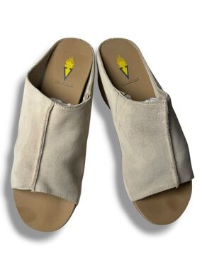 Volatile Taupe Suede Open-Toe Wedge Slide Sandals Mule Size 9